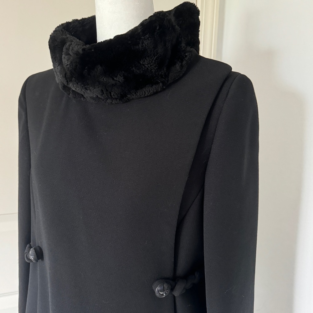 Vintage Black Midi High-Collar Coat Size M